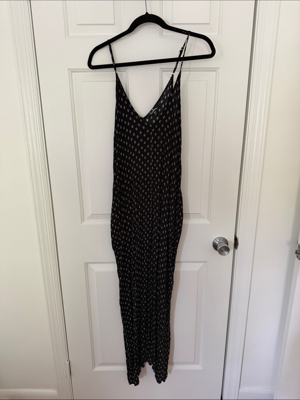 Lulu's Black Printed Spaghetti-Strap Maxi Dress